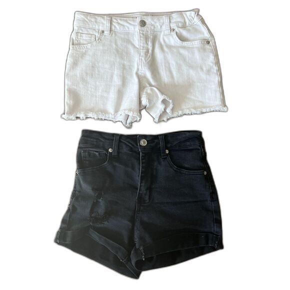 Cat & Jack Other - 2 Pair Bundle Lot of Black & White Girls Jeans Shorts sz womens small kids 10/12
